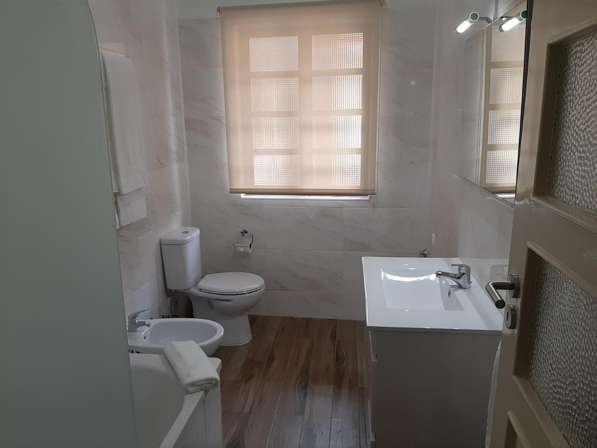 Alojamento Ferreira - Apartamento B Apartment Santiago do Cacem Ngoại thất bức ảnh